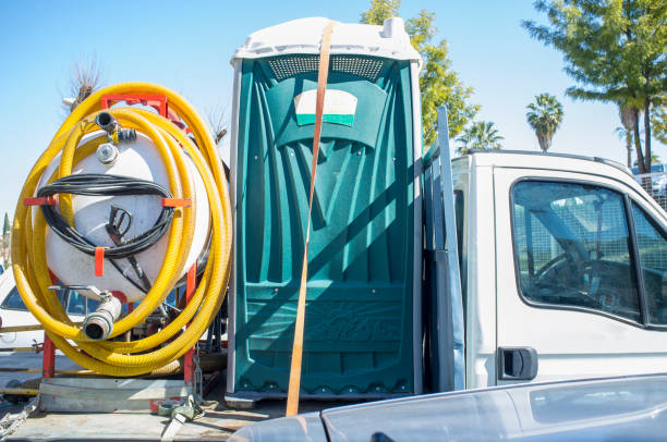 Portable Toilet Options We Offer in Roslyn Estates, NY