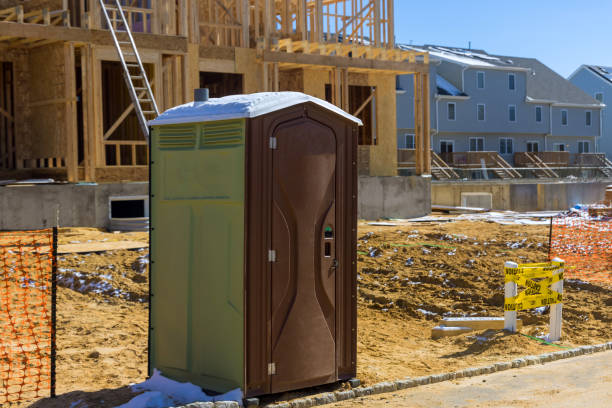 Best Porta potty rental near me  in Roslyn Estates, NY