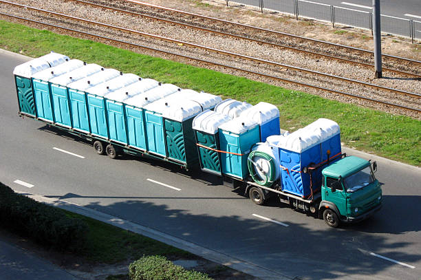 Best Portable restroom trailer rental  in Roslyn Estates, NY